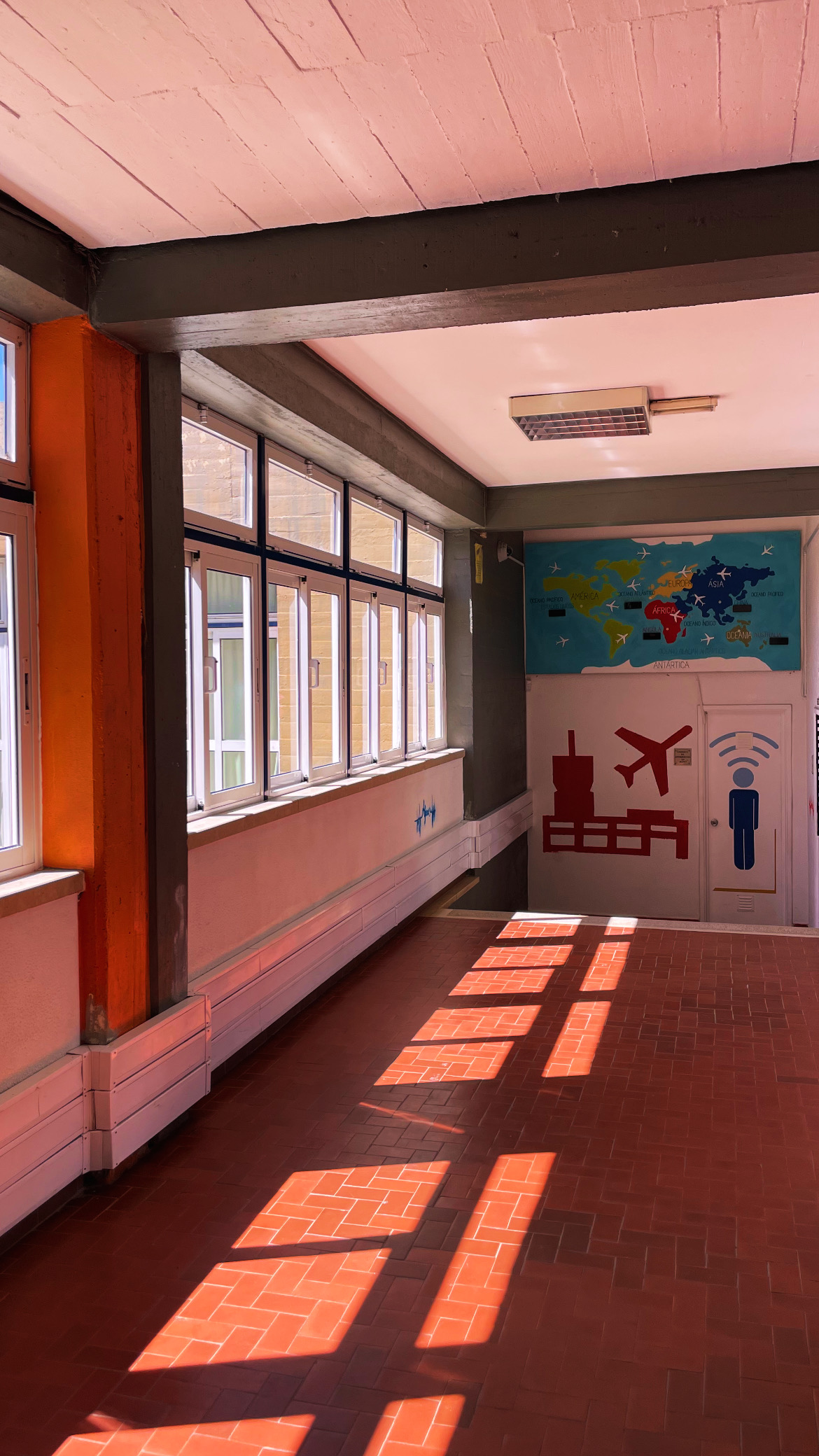 Escola Básica D. Afonso III - fotografia 5